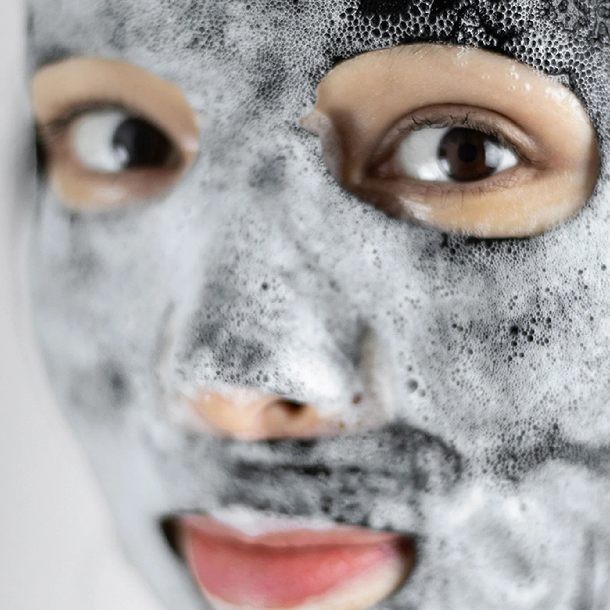 Maskology Detoxifying Professional Facial Cleaning Masl - Image 3