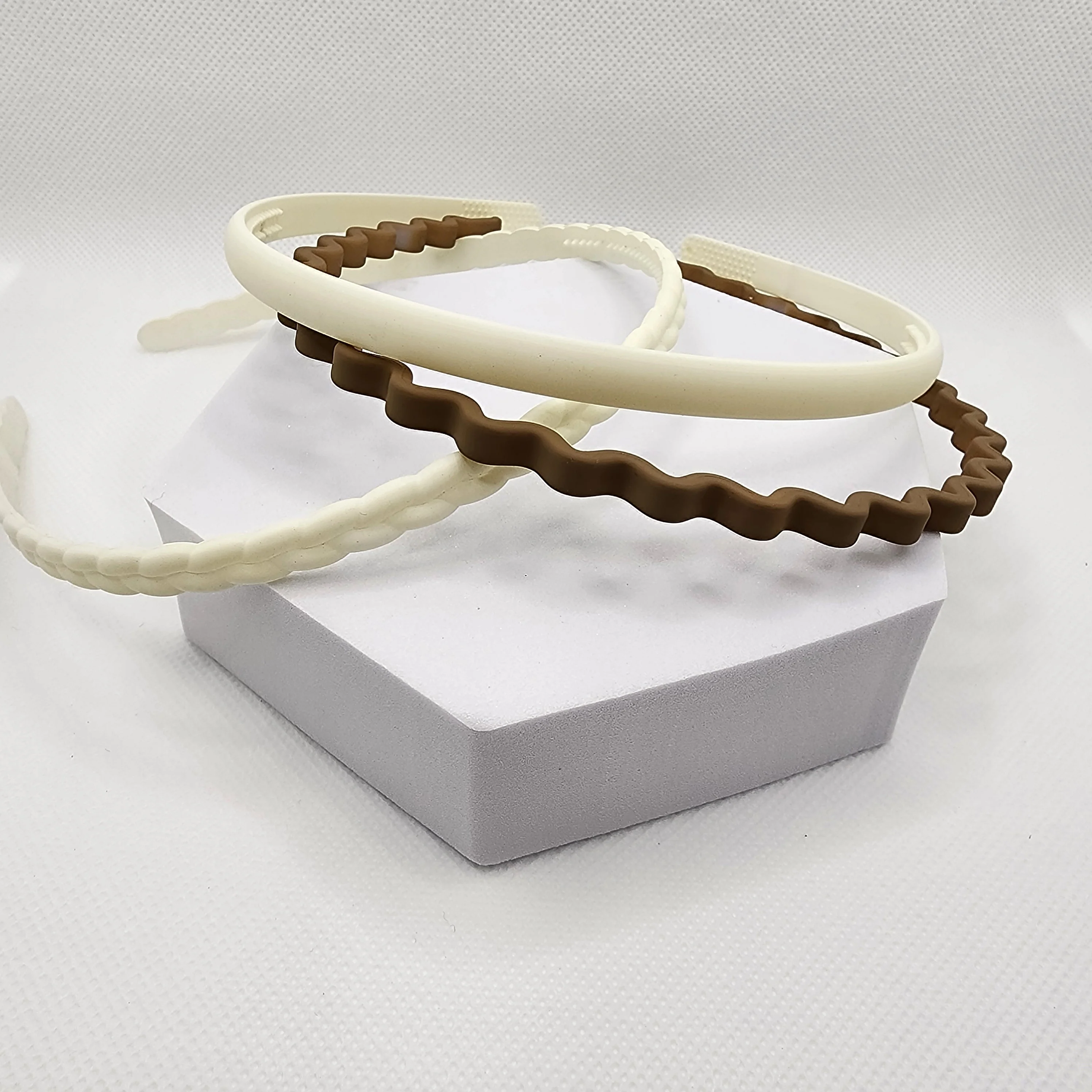 Tea Matte Comb Headband Trio - Image 3